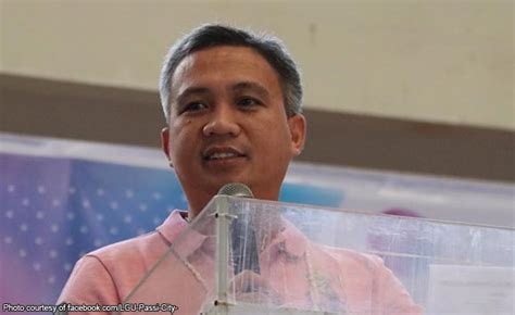 passi city scandal|Passi City mayor orders arrest of three drunk men.